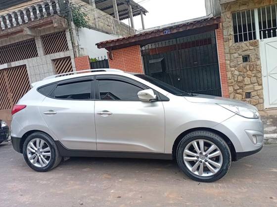 HYUNDAI IX35 2.0 MPFI GLS 4X2 16V GASOLINA 4P AUTOMÁTICO HYUNDAI IX35 2.0 MPFI GLS 4X2 16V GASOLINA 4P AUTOMÁTICO